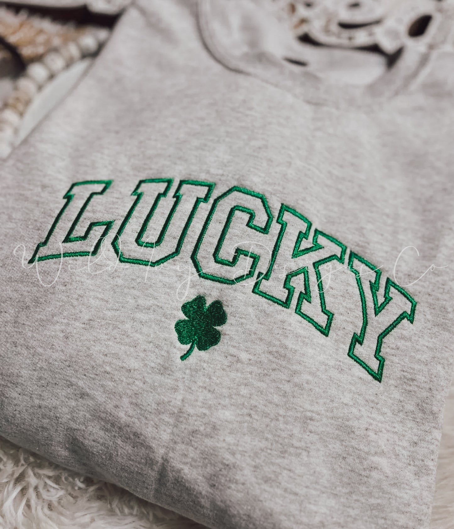 LUCKY VARSITY EMBROIDERED CREW